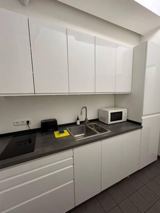 Elbapartment 29 Qm Mit Eigenem Badezimmer Hamburg-Harburg Exteriör bild